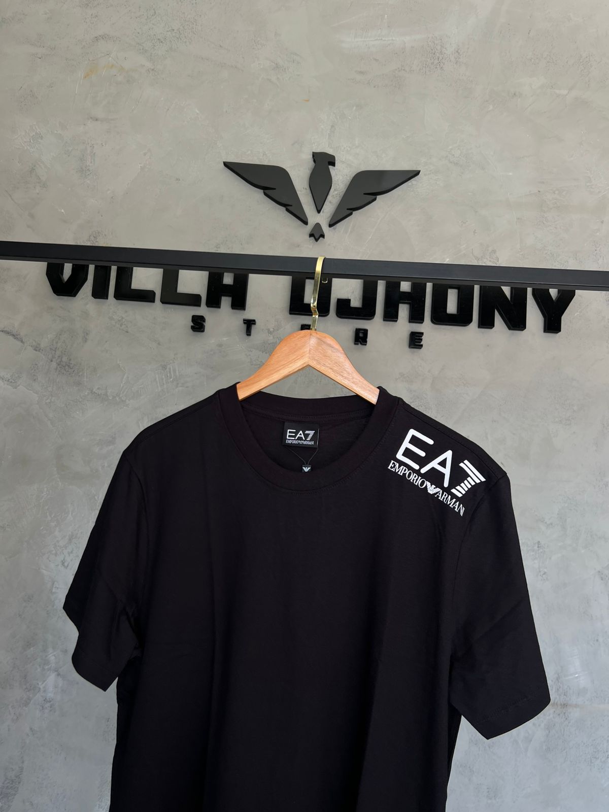 Camiseta EA7 Basica Preta