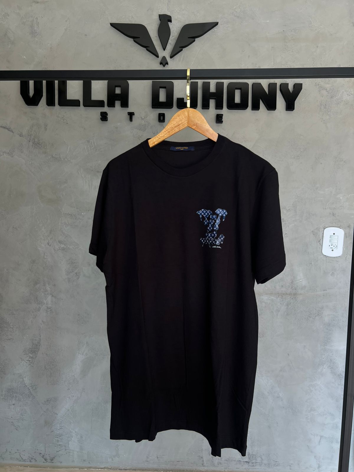 Camiseta Louis Vuitton Estampada