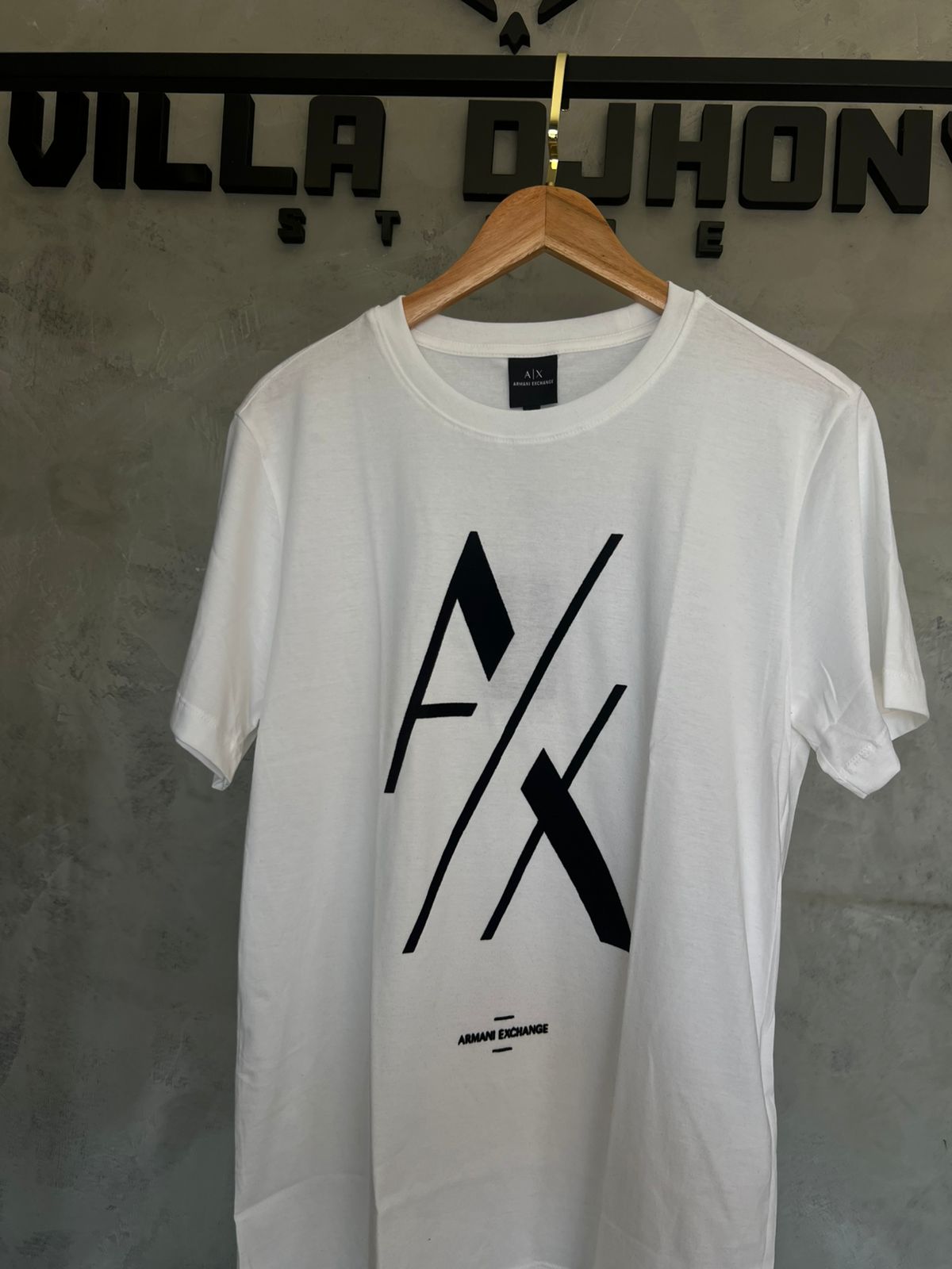 Camiseta AX Branca