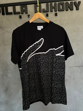 Camiseta Lacoste Detalhada