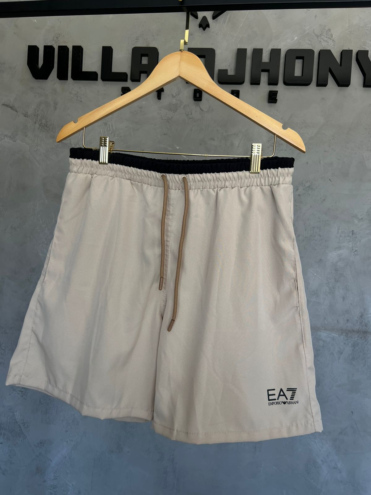 Bermuda EA7 Básica Beje