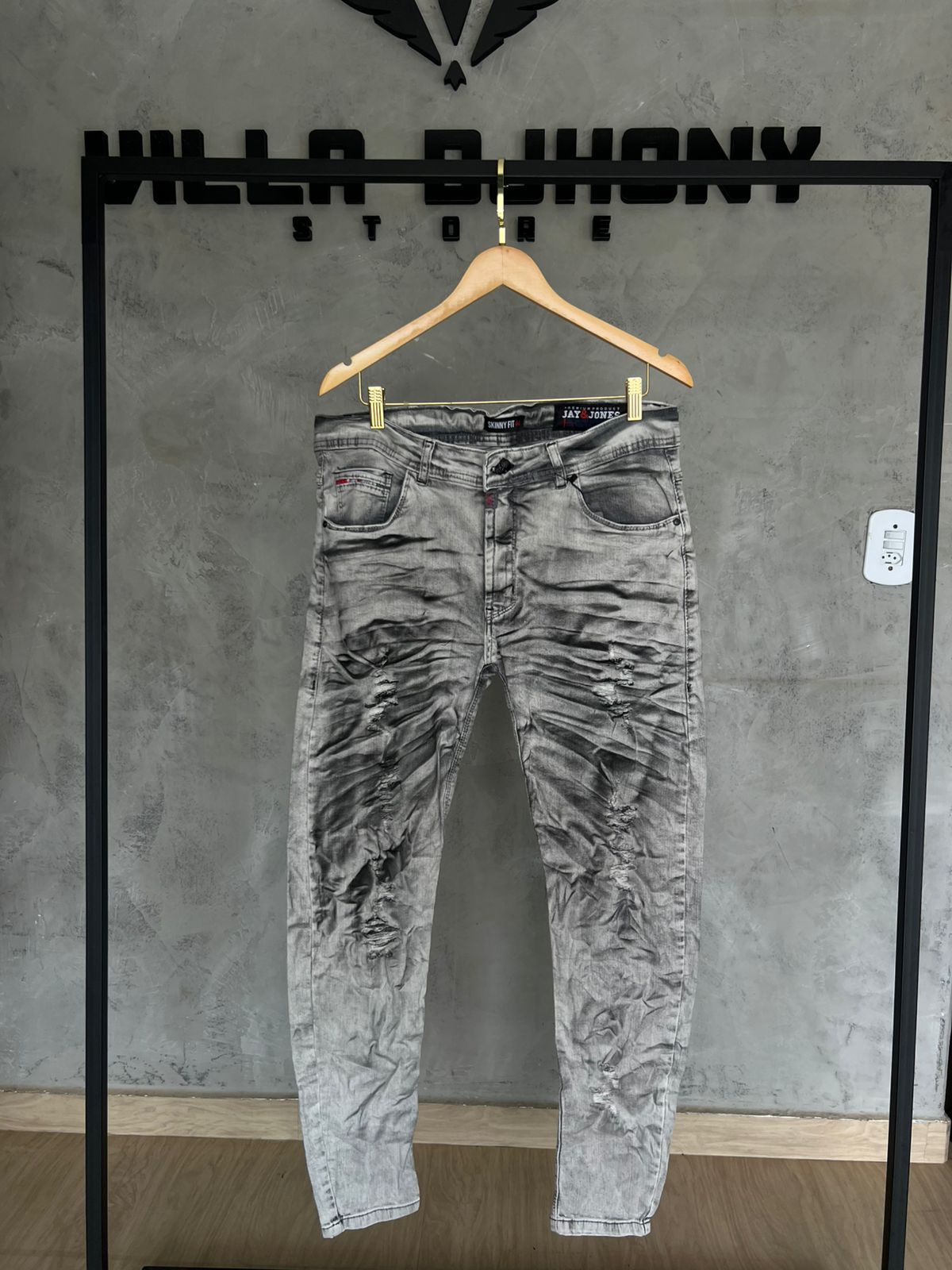 Calça Jeans Cinza Destroide
