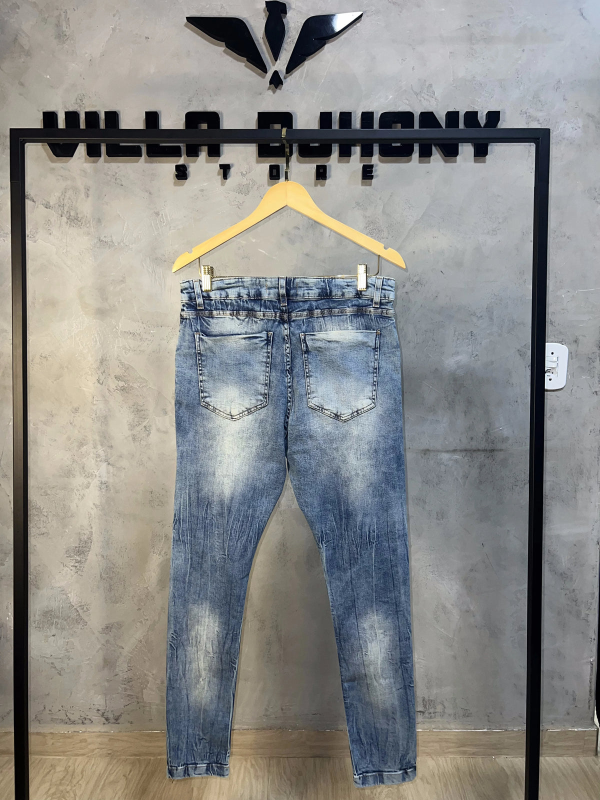 Calça Jeans Rasgada