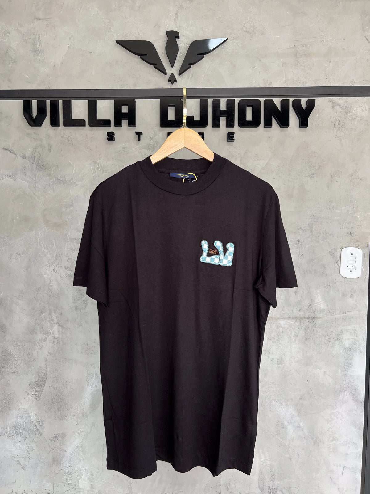 Camiseta Louis Vuitton Preto