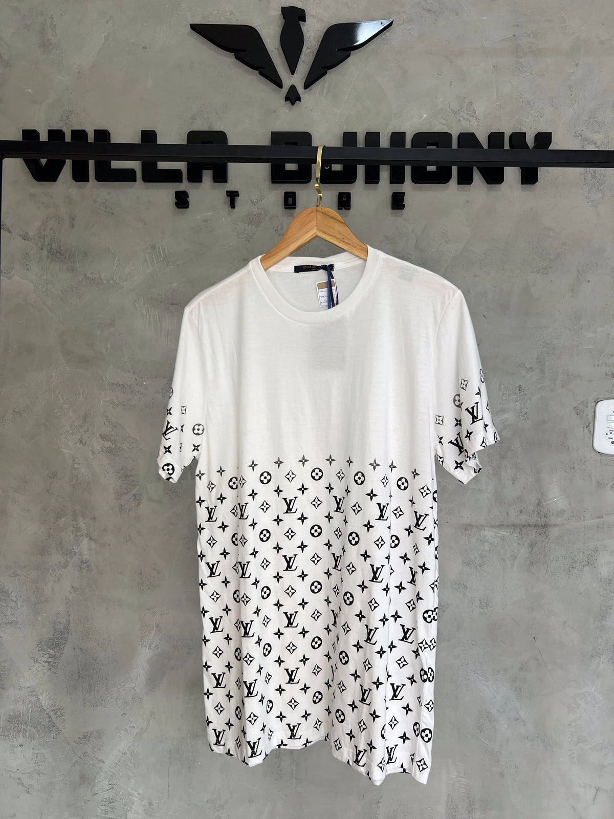 Camiseta Louis Vuitton Branca Estampada